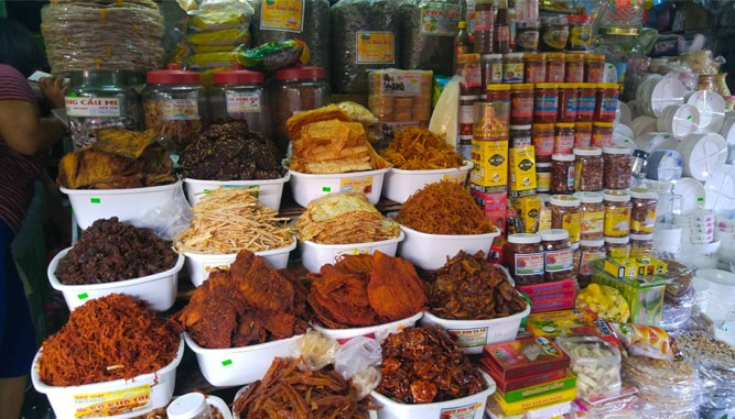 Khu phố ẩm thực ngon: Chợ Cồn