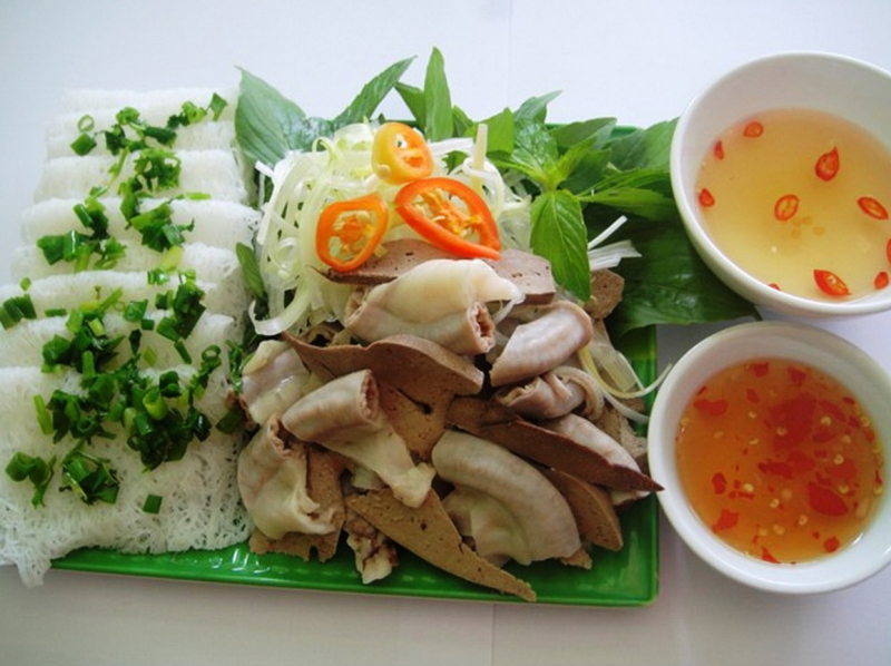 Bánh hỏi lòng heo.