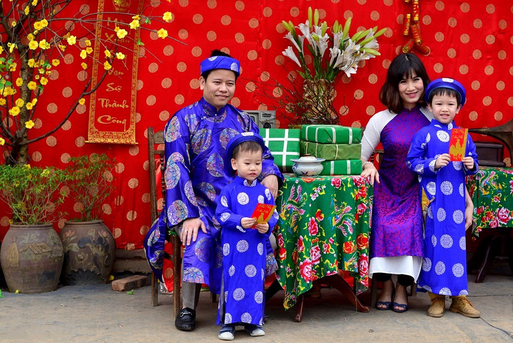 Nên hay không nên chụp ảnh gia đình tại Studio